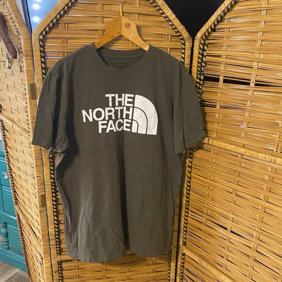The North Face Men’s Logo Graphic T-Shirt Dark Green Cotton Size Large - Picture 1 of 7